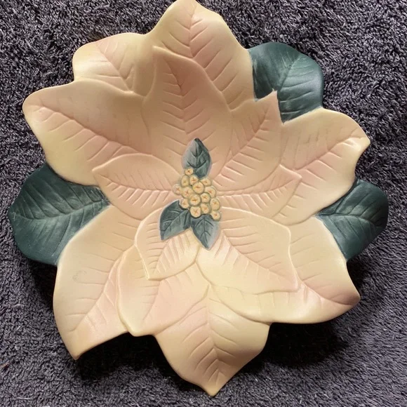 PartyLite Poinsettia Candle Holders - Picture 4 of 8